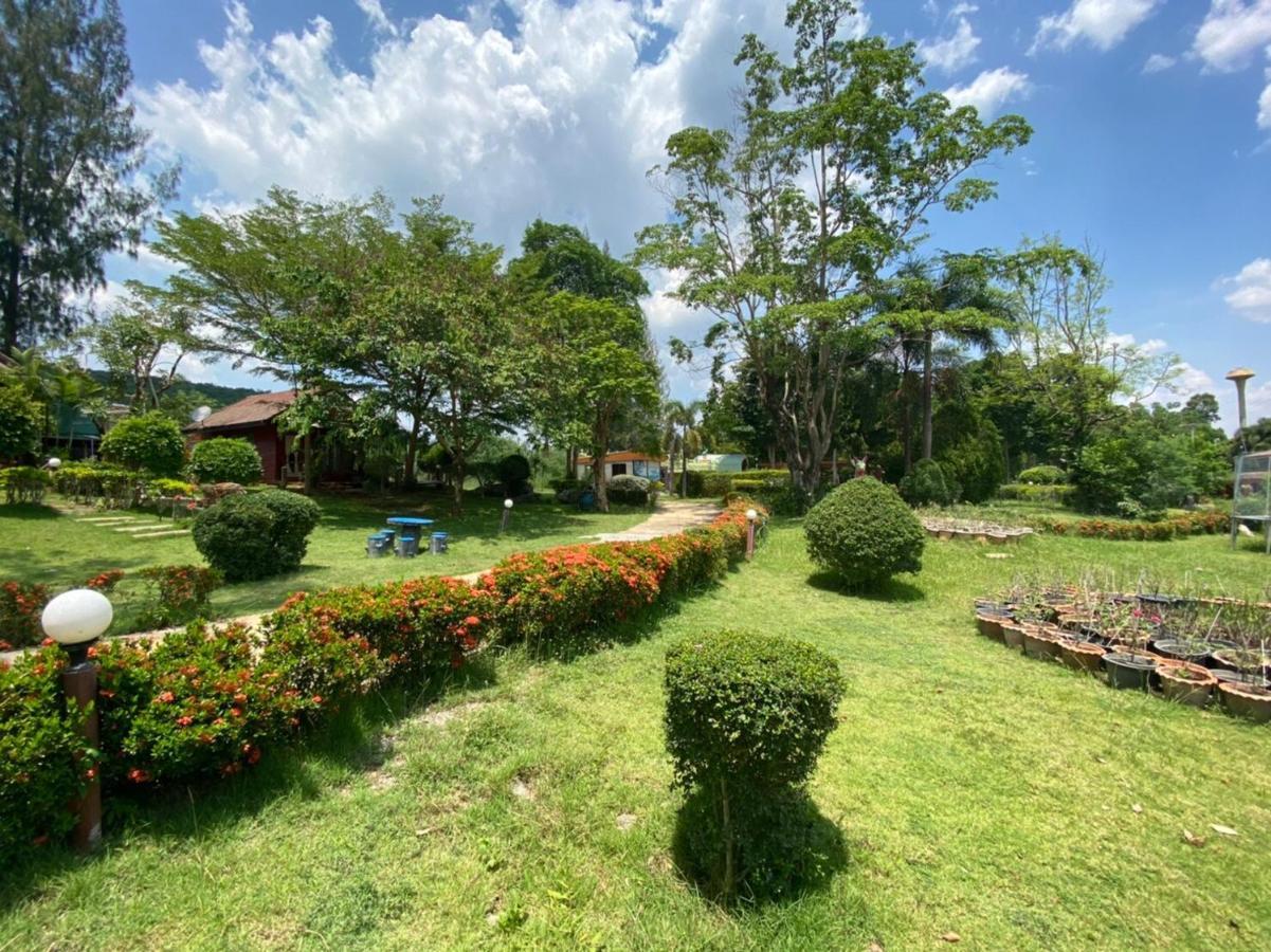 Hotel Oyo 966 Boss Khaoyai Ban Bung Toei Exterior foto